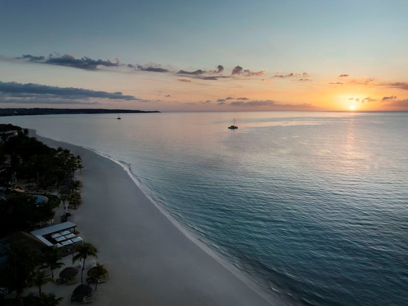 Travel_Advisor_Asset-BNG-Drone-2