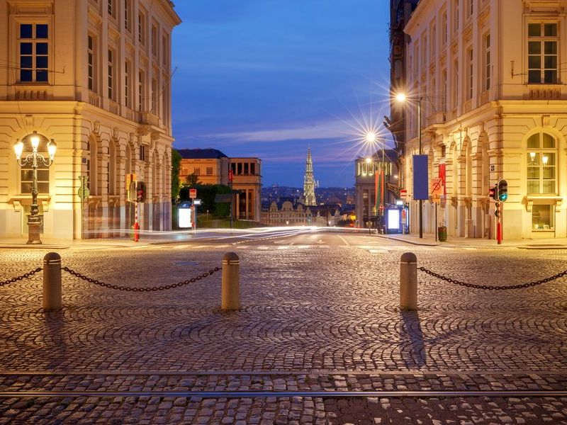 brussels-royal-square-at-sunset-2026-01-09-13-13-24-utc