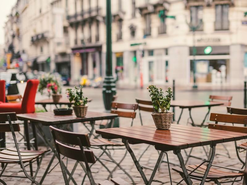 street-cafe-brussels-belgium-2026-03-25-00-57-36-utc