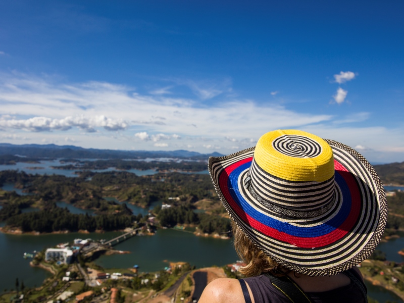 young-woman-at-guatape-laketc