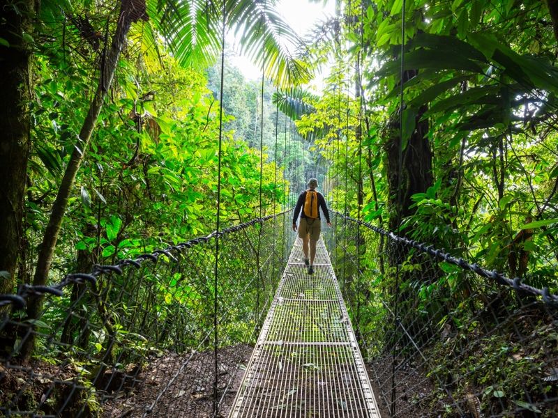 hike-in-costa-rica