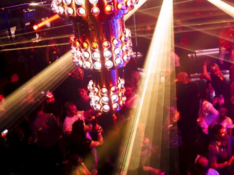 Virgin_Voyages_-_The_Manor_-_Never_Sleep_Alone__1403