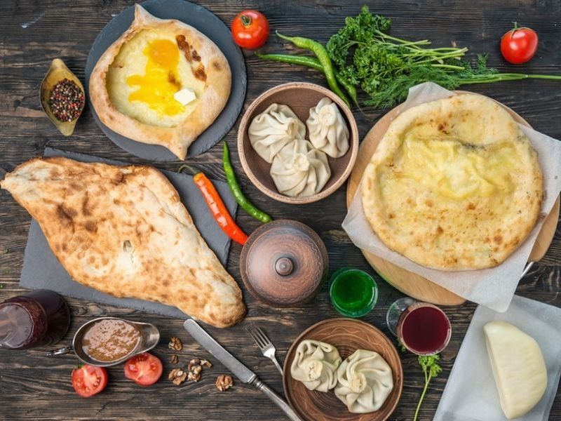 chebureki-khinkali-khachapuri