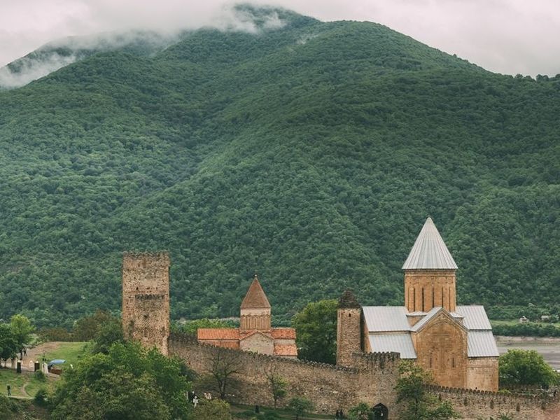 church-in-castle-complex-ananuri-in-georgia
