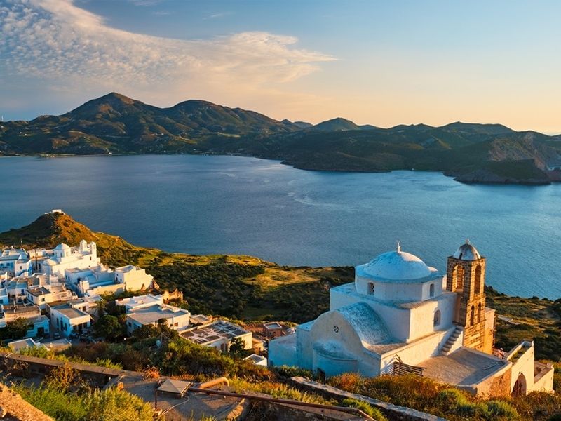 greek-orthodox-church-in-plaka-village