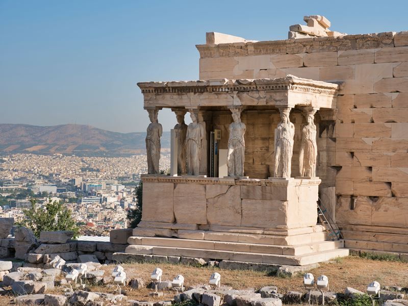 scenic-view-of-the-caryatid-porch-of-the-erechthei