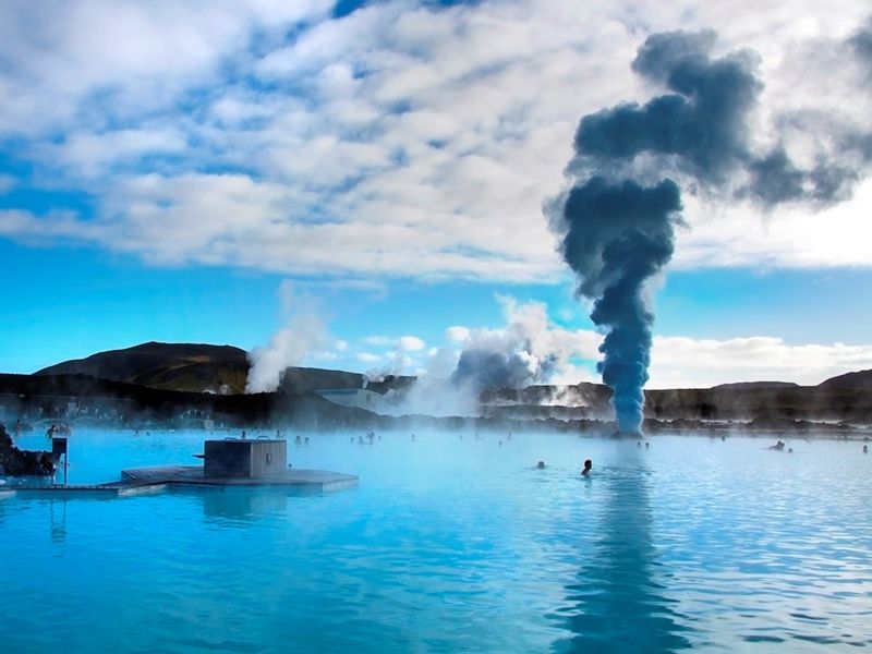 the-blue-lagoon-geothermal-hot-springs-iceland