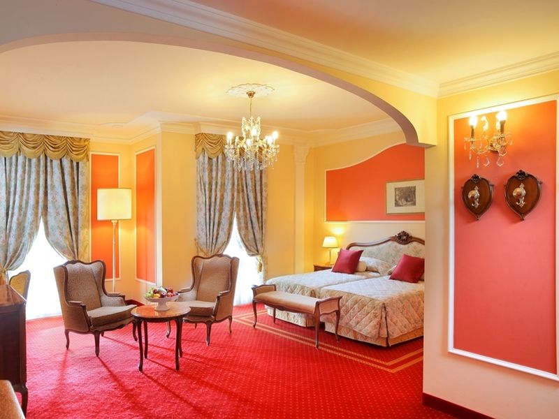 13_-_TV_Junios_Suite_Premium