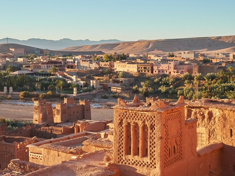 ancient-city-near-river-in-desert-and-wonderful