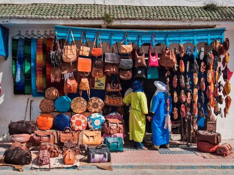 berber-men-shopping-essaouira-formerly-mogador
