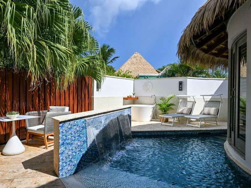 Travel_Advisor_Asset-SBR-Room-RPP-Pool