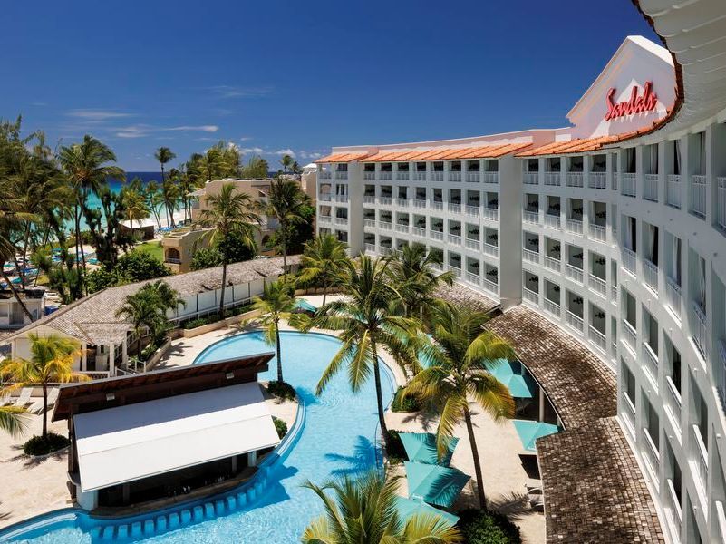 Travel_Advisor_Asset-SBD-Pool-MainPool