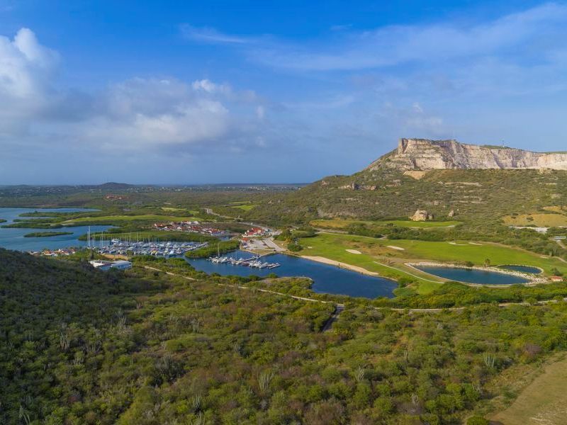 Travel_Advisor_Asset-SCR-Drone-Golf-Marina-Cliff