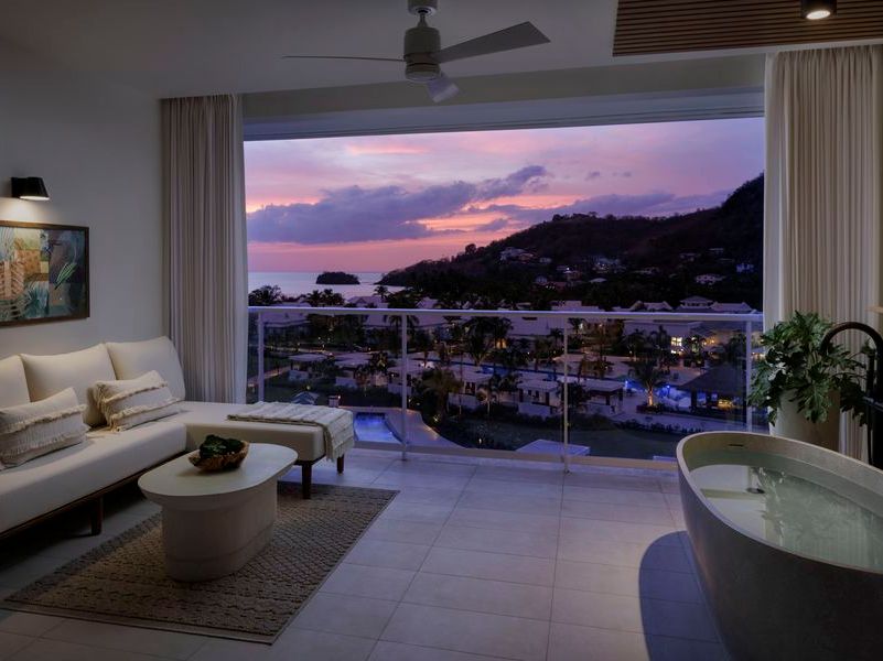 Travel_Advisor_Asset-SSV-Room-PCBM-Patio