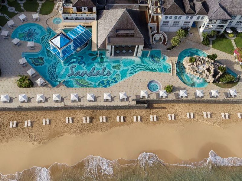 Travel_Advisor_Asset-SLU-Drone-Beach-Pool-Birds-eye