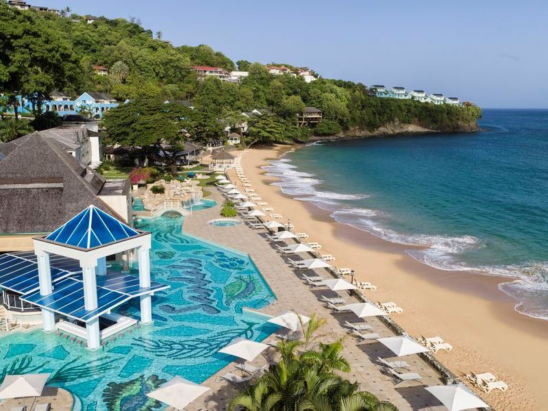 Travel_Advisor_Asset-SLU-Drone-Main-Pool-Beach-5