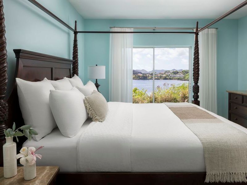 Travel_Advisor_Asset-SLU-Room-BS-Bed