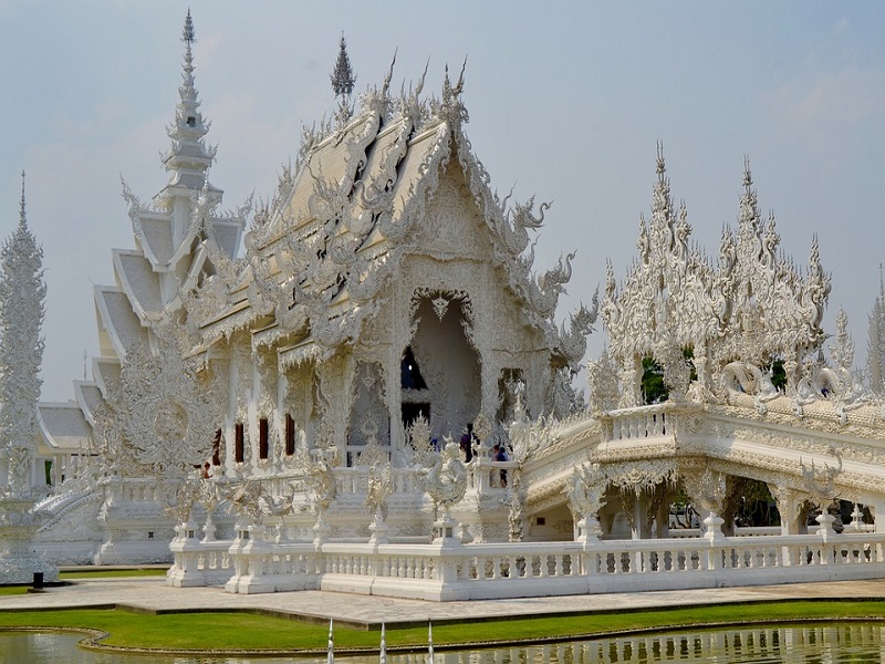 Buddhism-Temple-Thailand-Chiang-Rai-Architecture-1357501