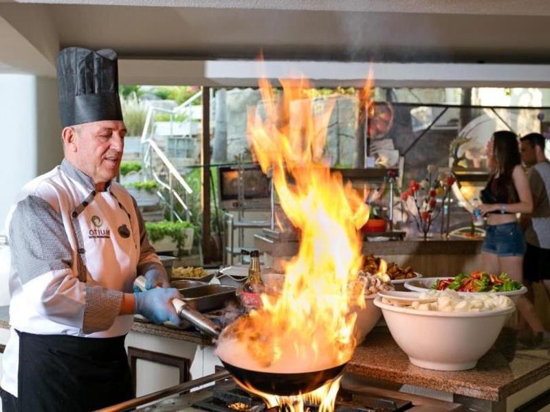 seven_seas_hotel_blue_5