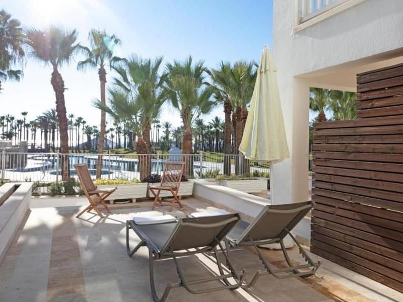 seven_seas_hotel_blue_8